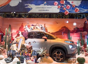 Święty Mikołaj, sylwestrowa zabawa i samochody. Reklamy w motoryzacji