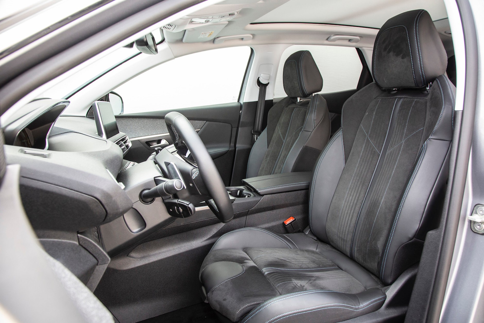 Peugeot 3008 Crossway – w podróżniczym przebraniu