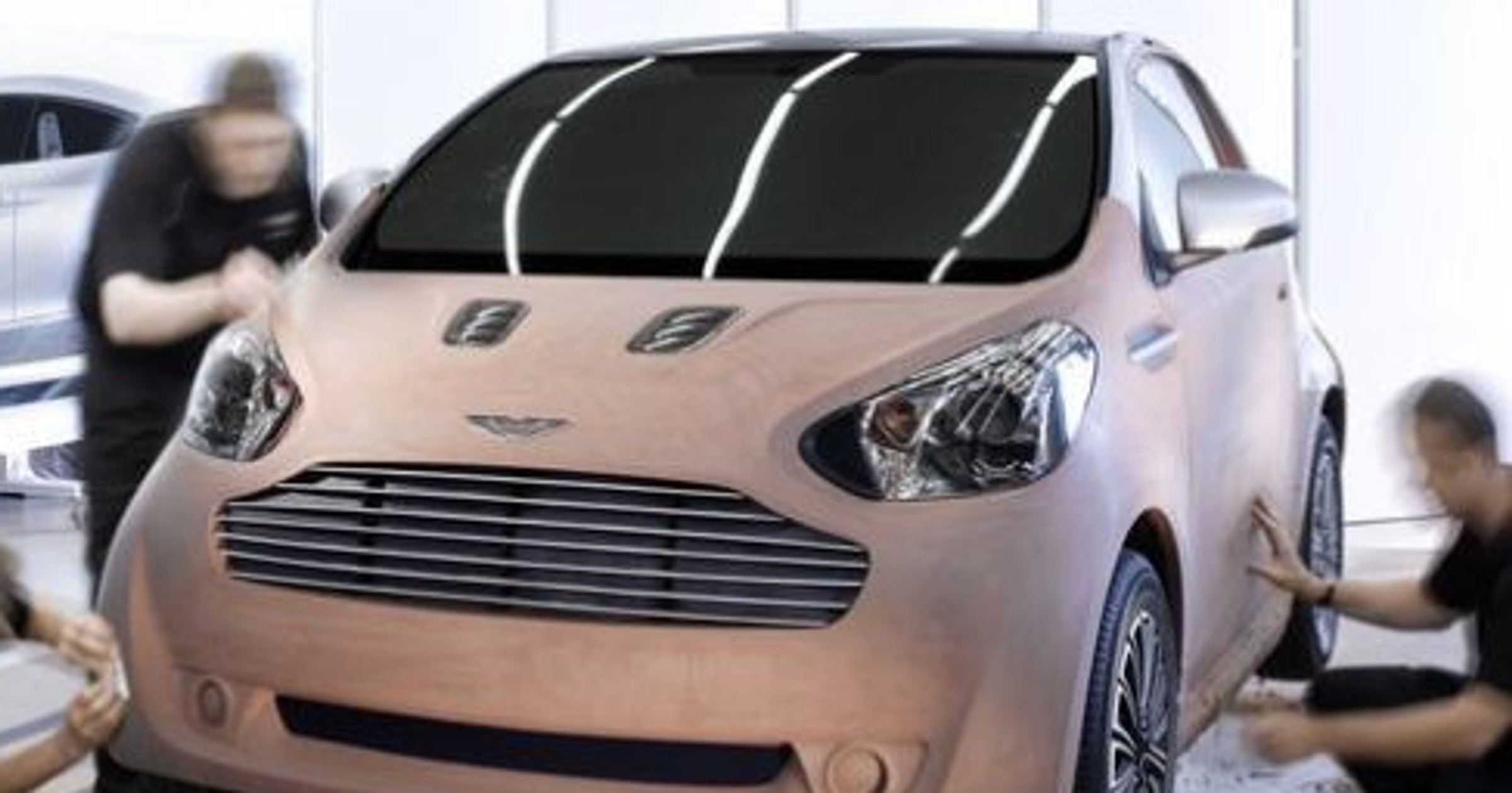 Aston Martin Cygnet - MINI dla Bonda
