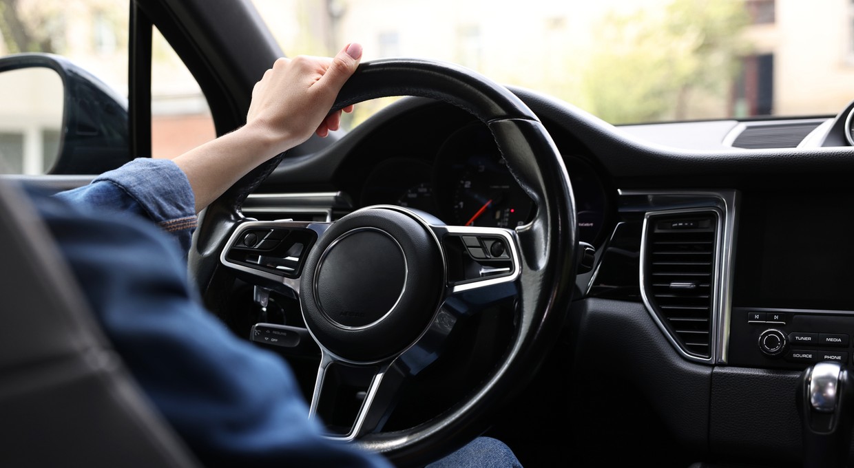 To miejsce w samochodzie jest brudniejsze niż toaleta. Kierowcy rzadko o nim pamiętają