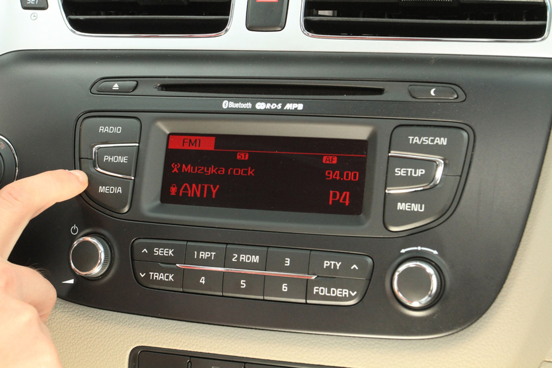 Test Kii ceed kombi 1.6 GDI