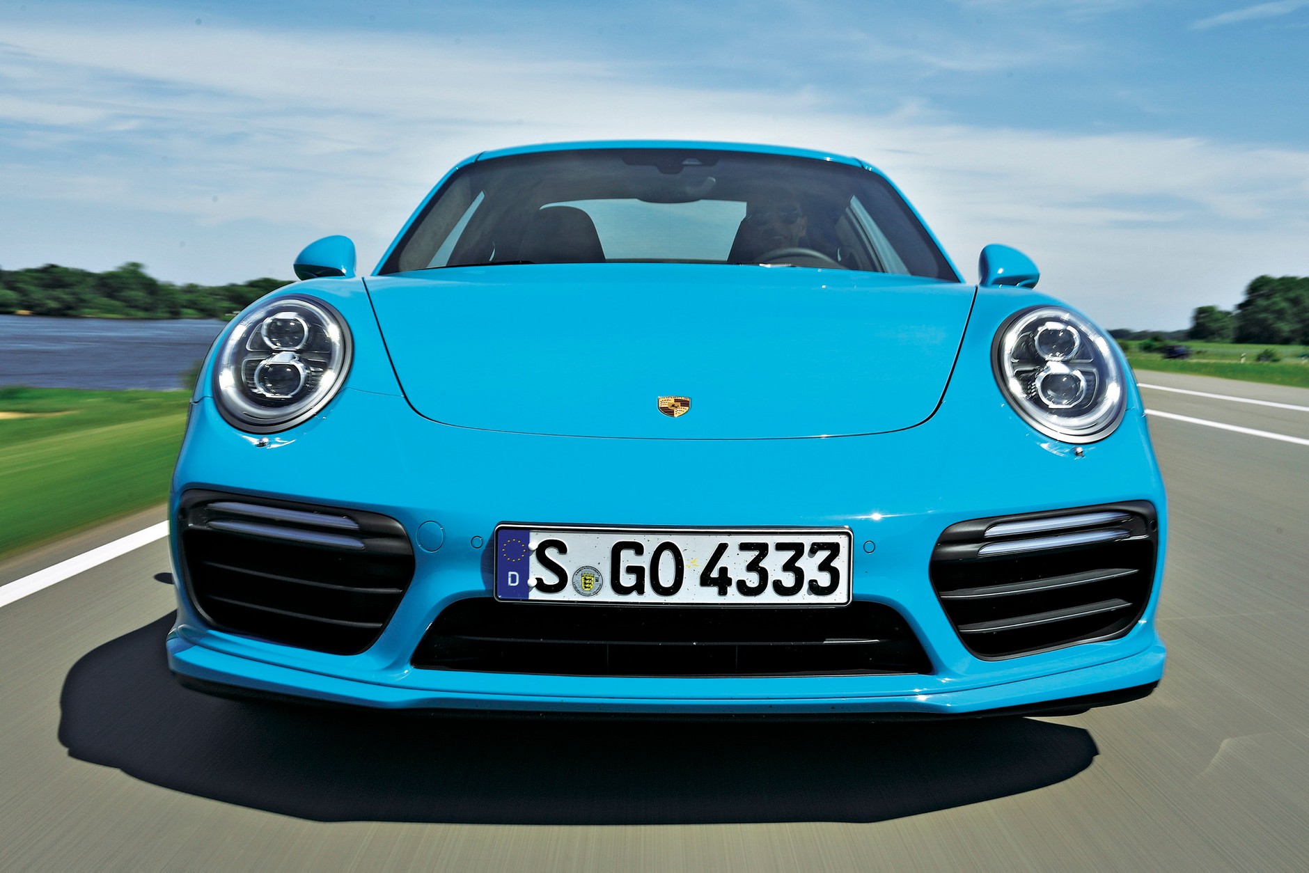 Porsche 911 Turbo S, 580 KM