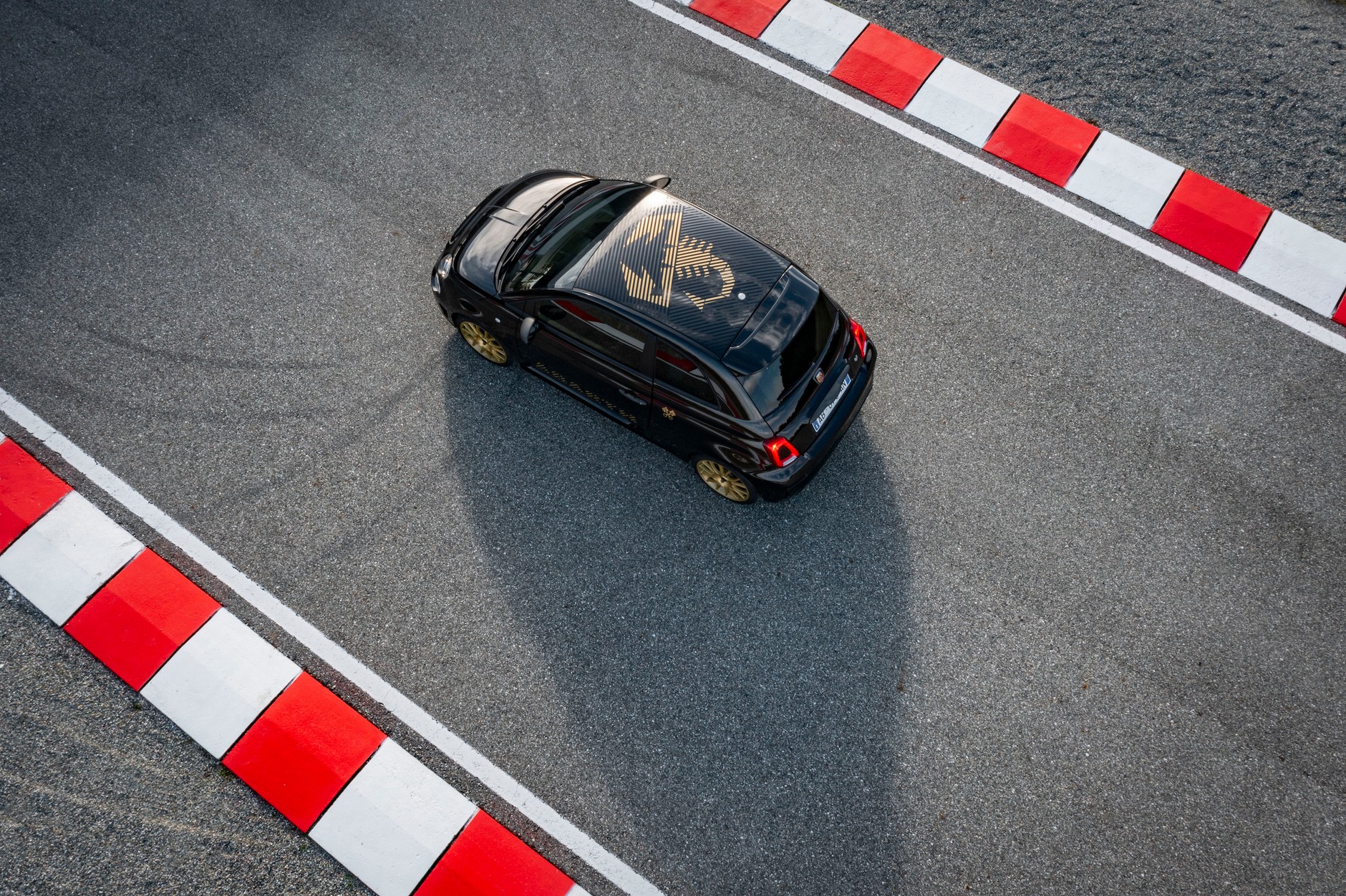 Abarth 695 75 Anniversario