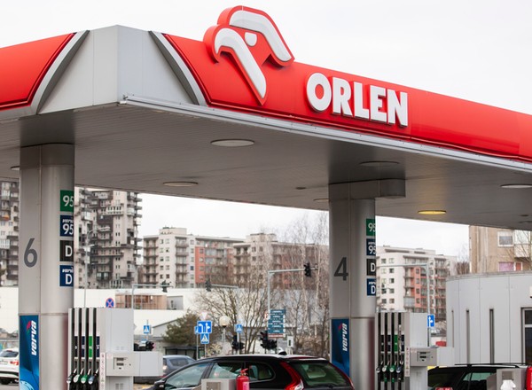 Orlen podwyższa ceny paliw w hurcie. Czy to koniec 5,99 zł/litr?