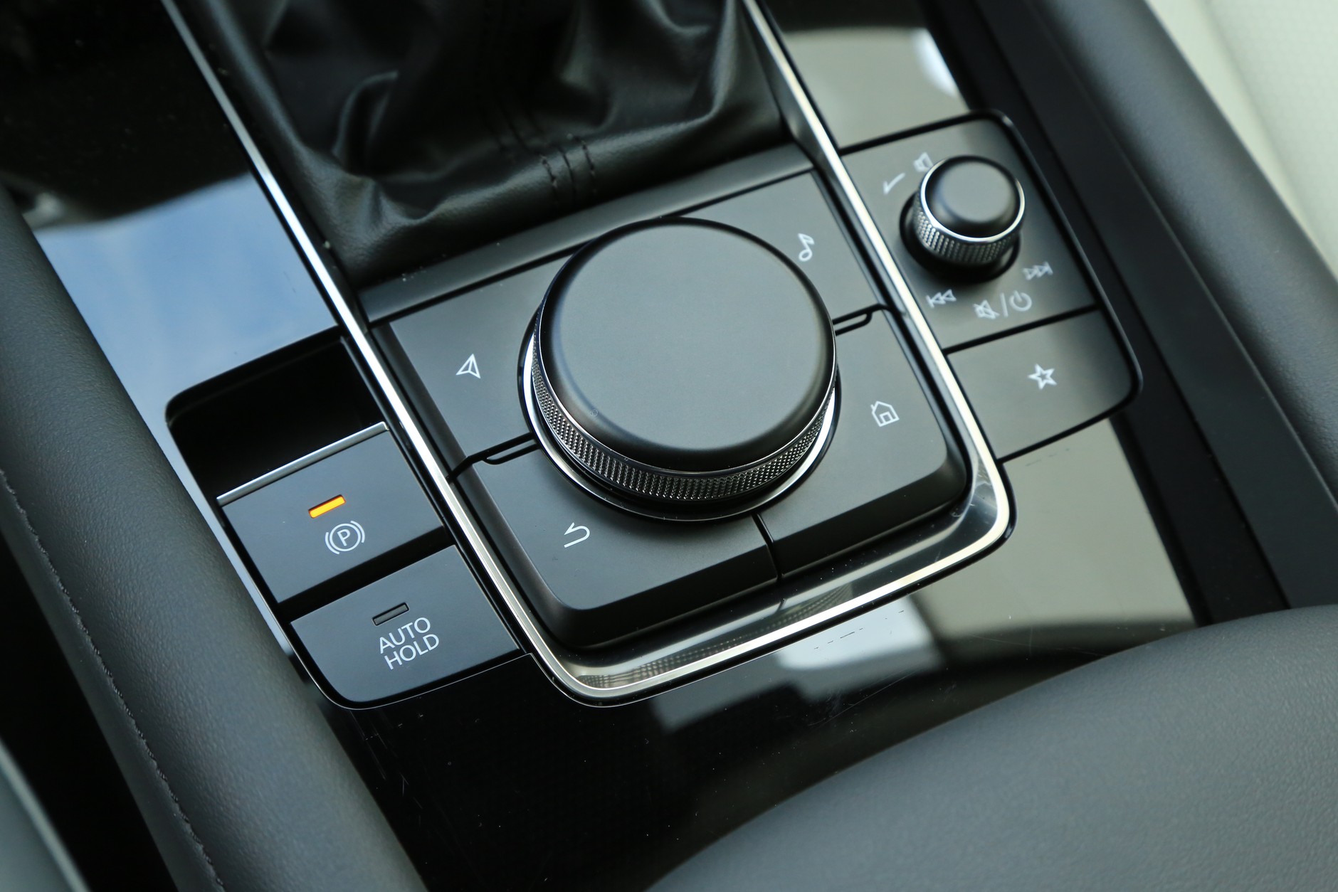 Mazda 3 sedan 2.0 Skyactiv-X