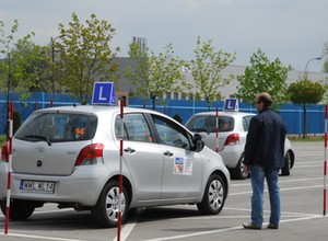 Dlaczego tylko co trzeci dostaje prawo jazdy?
