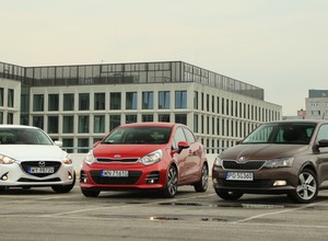 Nie są tanie, ale warte uwagi! Kupić pięcioletnią Kię Rio, Mazdę 2 czy Skodę Fabię?