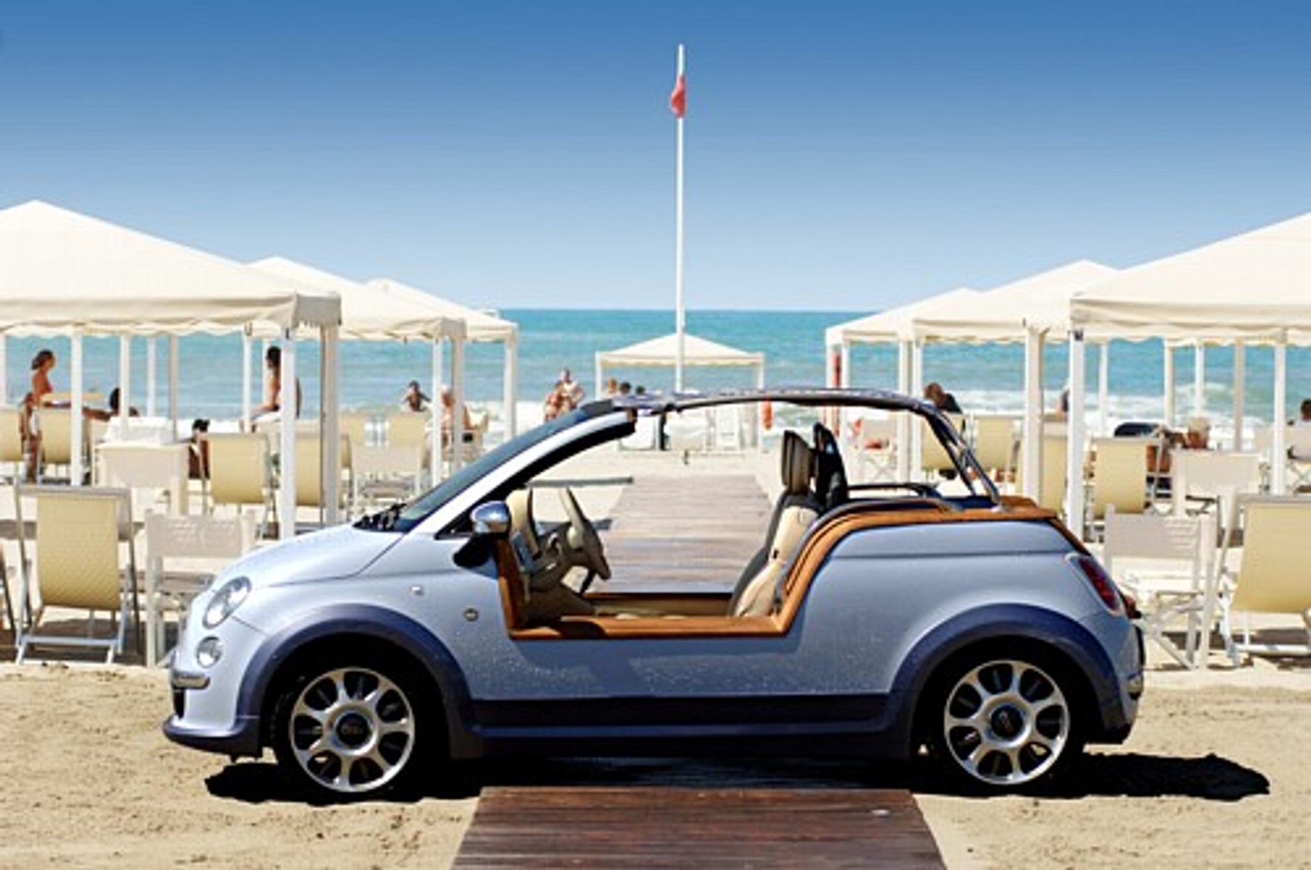 Fiat 500 Tender Two - pięćsetka idealna na plażę