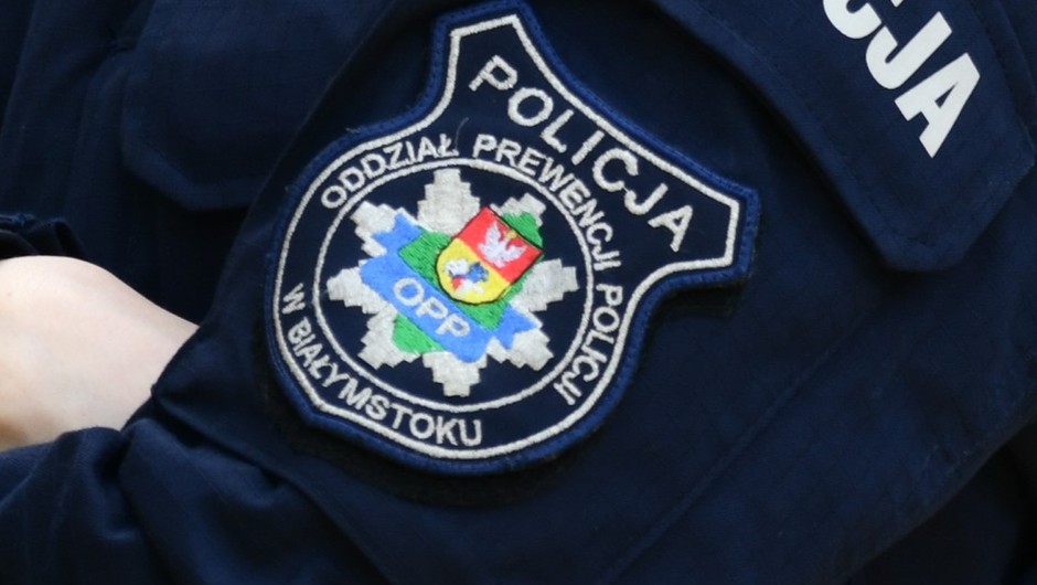 Obraz pochodzący z serwisu https://podlaska.policja.gov.pl/pod/opp/aktualnosci/95904,Pod-wplywem-srodkow-i-bez-prawa-jazdy-kierowal-autem.html
