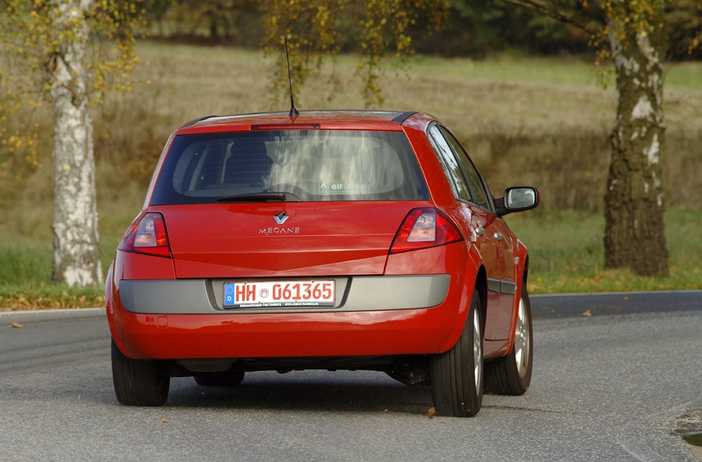 Renault Megane II 1.6 kontra 1.5 dCi: cena podobna, problemy zupełnie inne