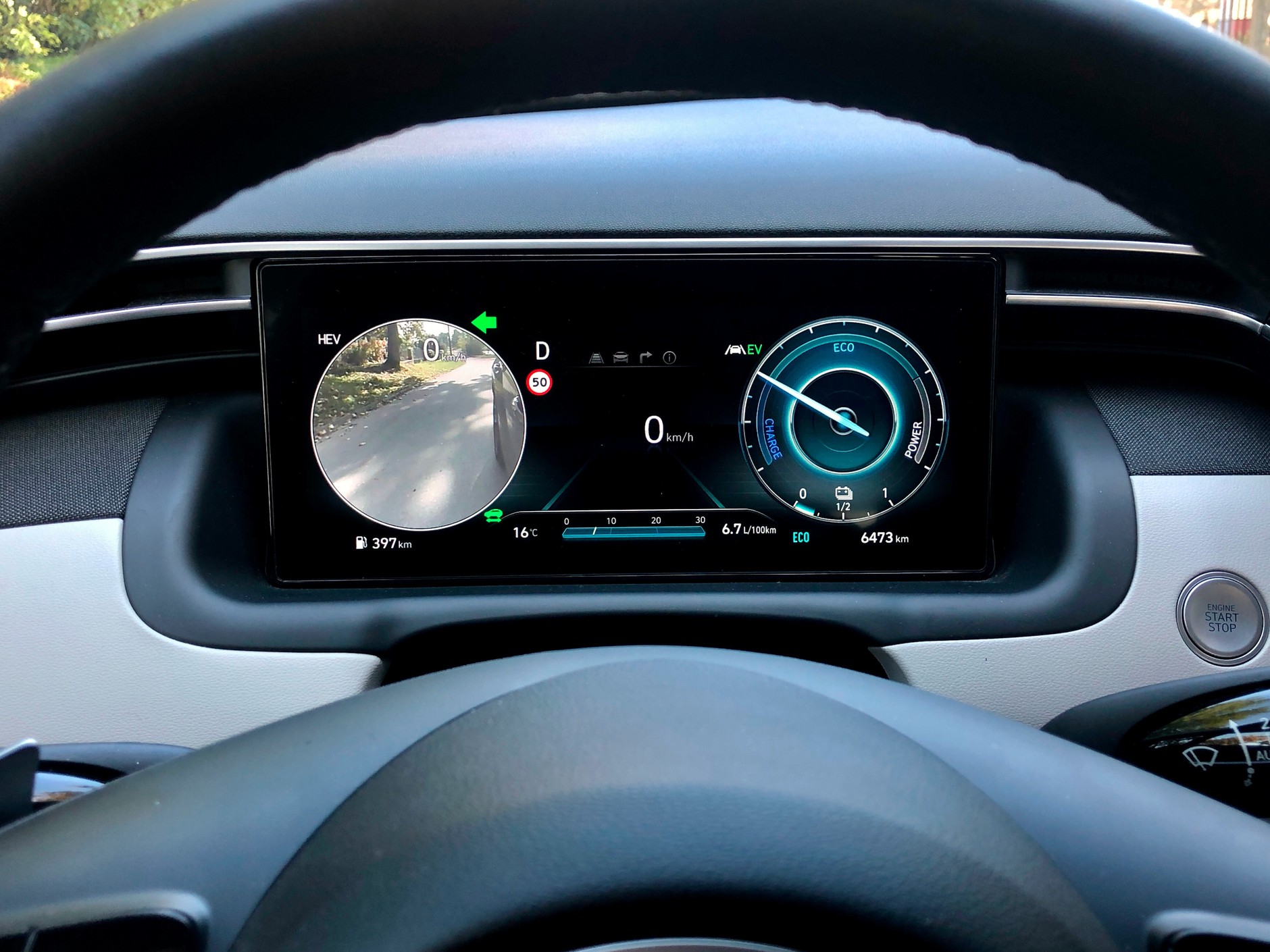 Niektóre samochody włączają widok na bok auta po włączeniu kierunkowskazu