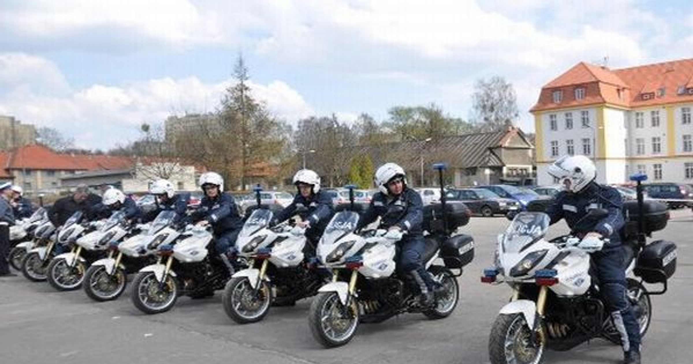 Policyjne motocykle Triumph Tiger 1050