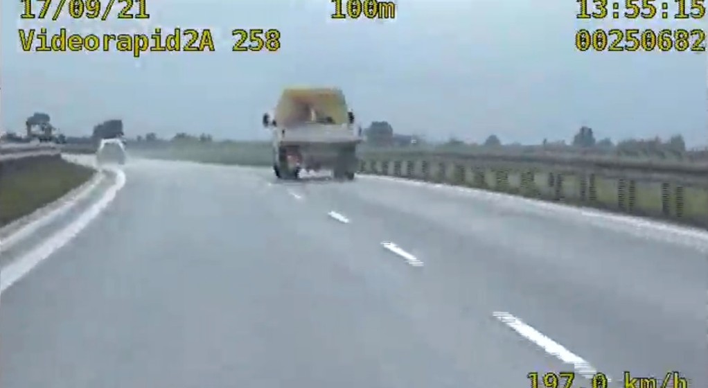 Nie dość, że był pijany, to jeszcze przekroczył prędkość o blisko 87 km/h.
