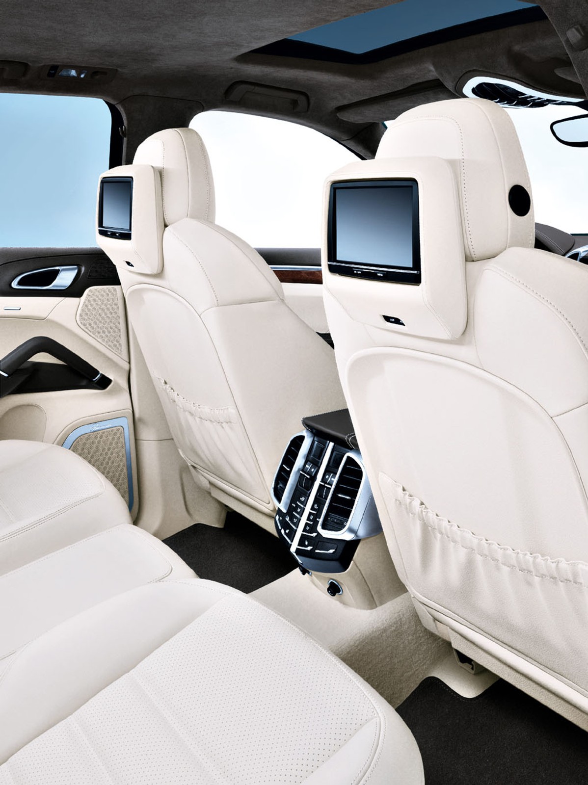 Porsche Cayenne II -  Lżejszy, ale ostrzejszy