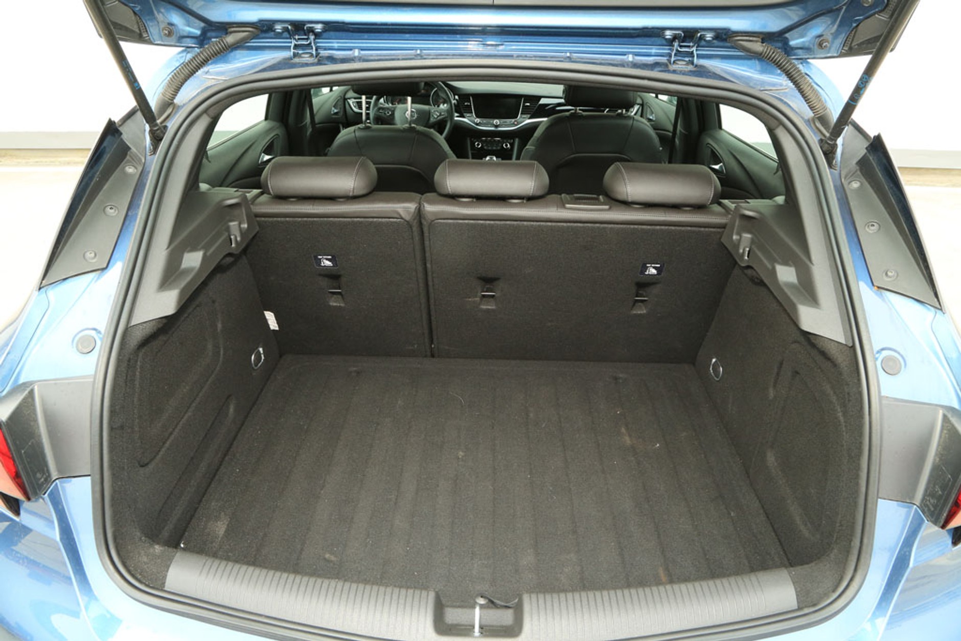 Opel Astra 1.4 Turbo- 467 punktów miejsce pierwsze