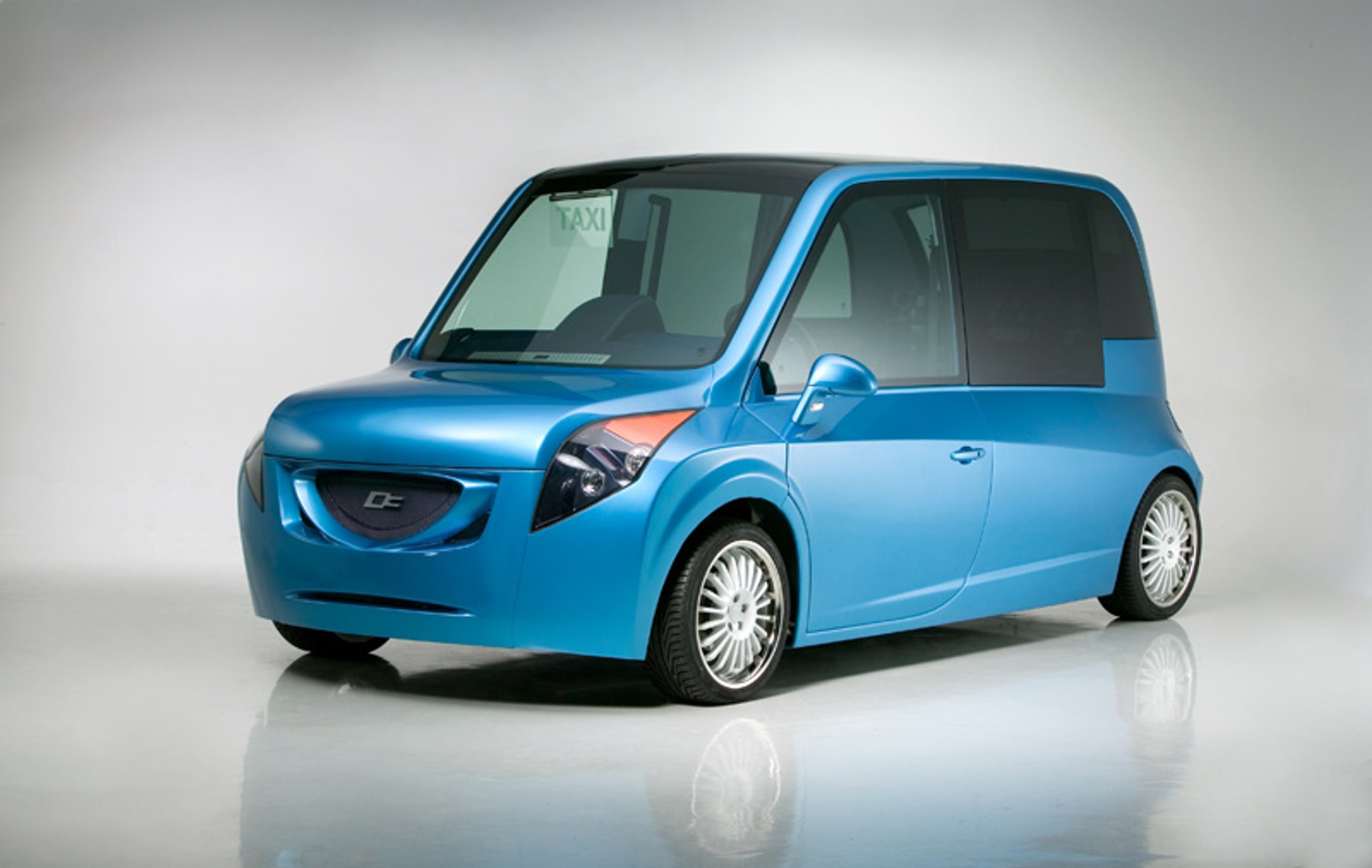 Paryż na żywo: CityCab – taksówka przyjazna ludziom i środowisku naturalnemu