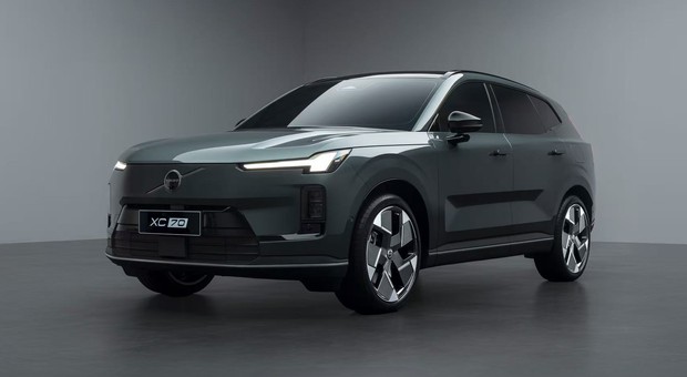 Nawet Chińczycy nie chcą tylko elektryków. Znamy dane hybrydowego Volvo XC70