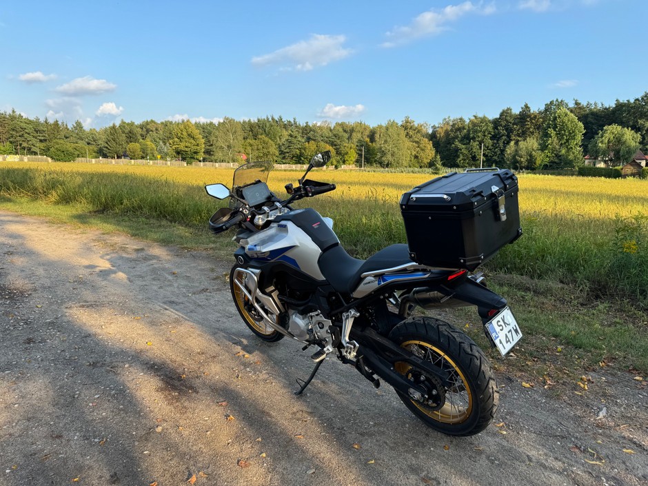Voge DSX 900