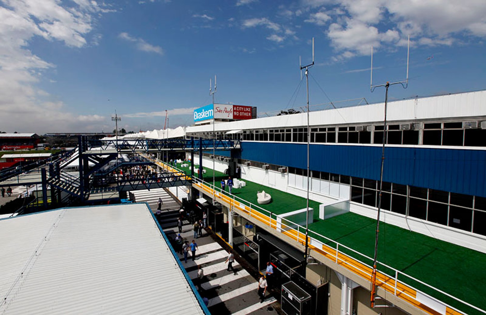 Grand Prix Brazylii 2009: Jenson Button mistrzem świata - fotogaleria Jiří Křenek