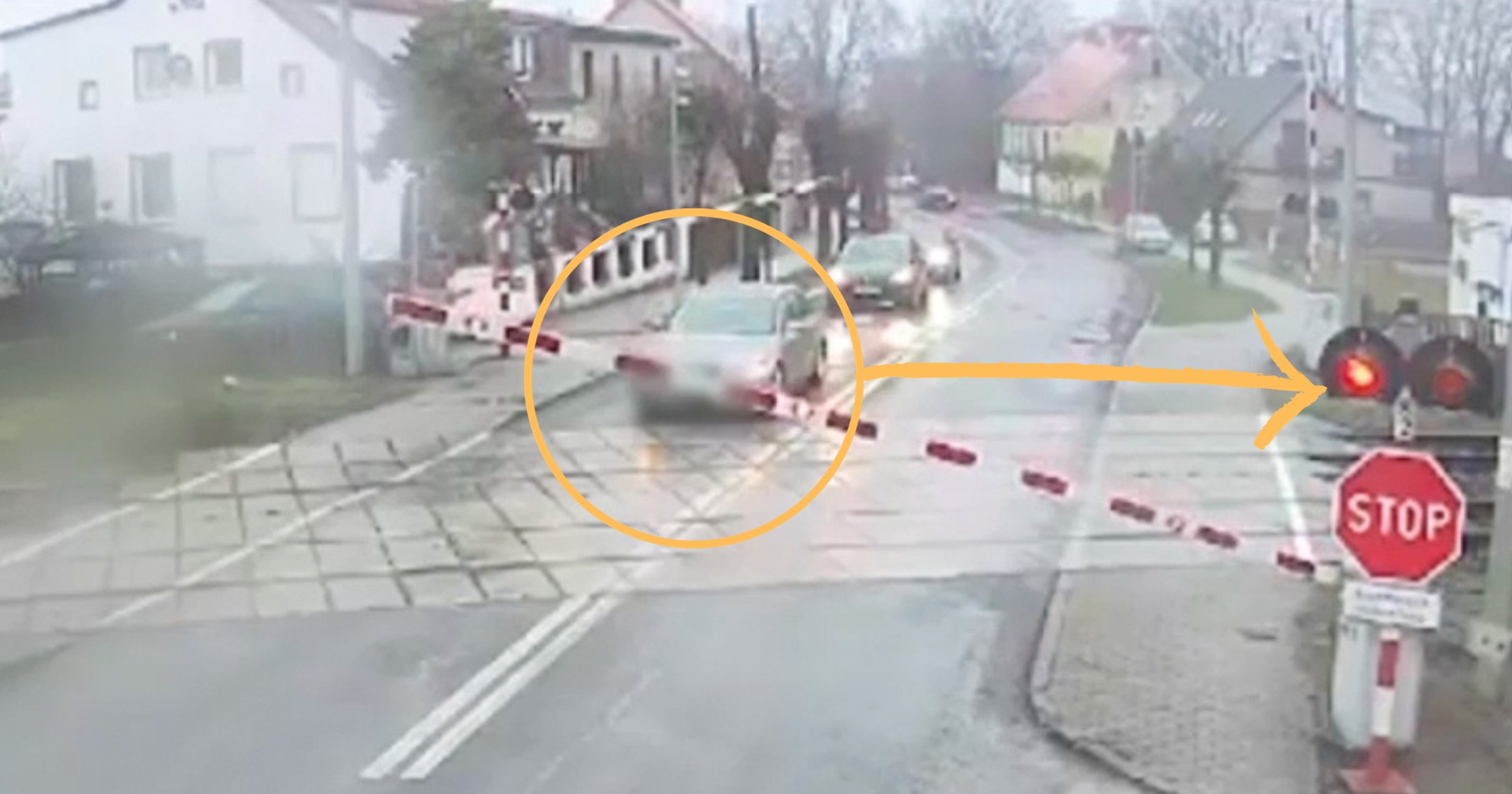 mimo czerwonych sygnałów kierowca wjechał na przejazd