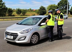 Jeździsz na zderzaku? Policyjne kontrole nie są fikcją