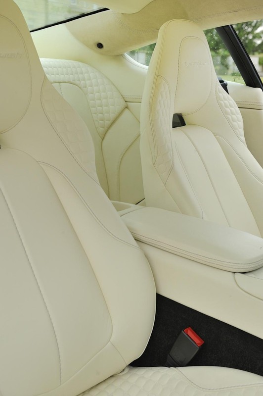 Jak jeździ Aston Martin Vanquish?