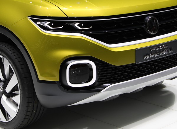 Volkswagen T-Cross Breeze – uterenowiony kabriolet (Targi Genewa 2016)