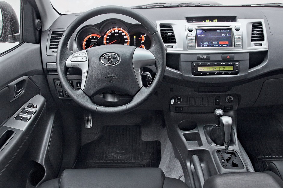 Toyota Hilux: pikap na każdą okazję