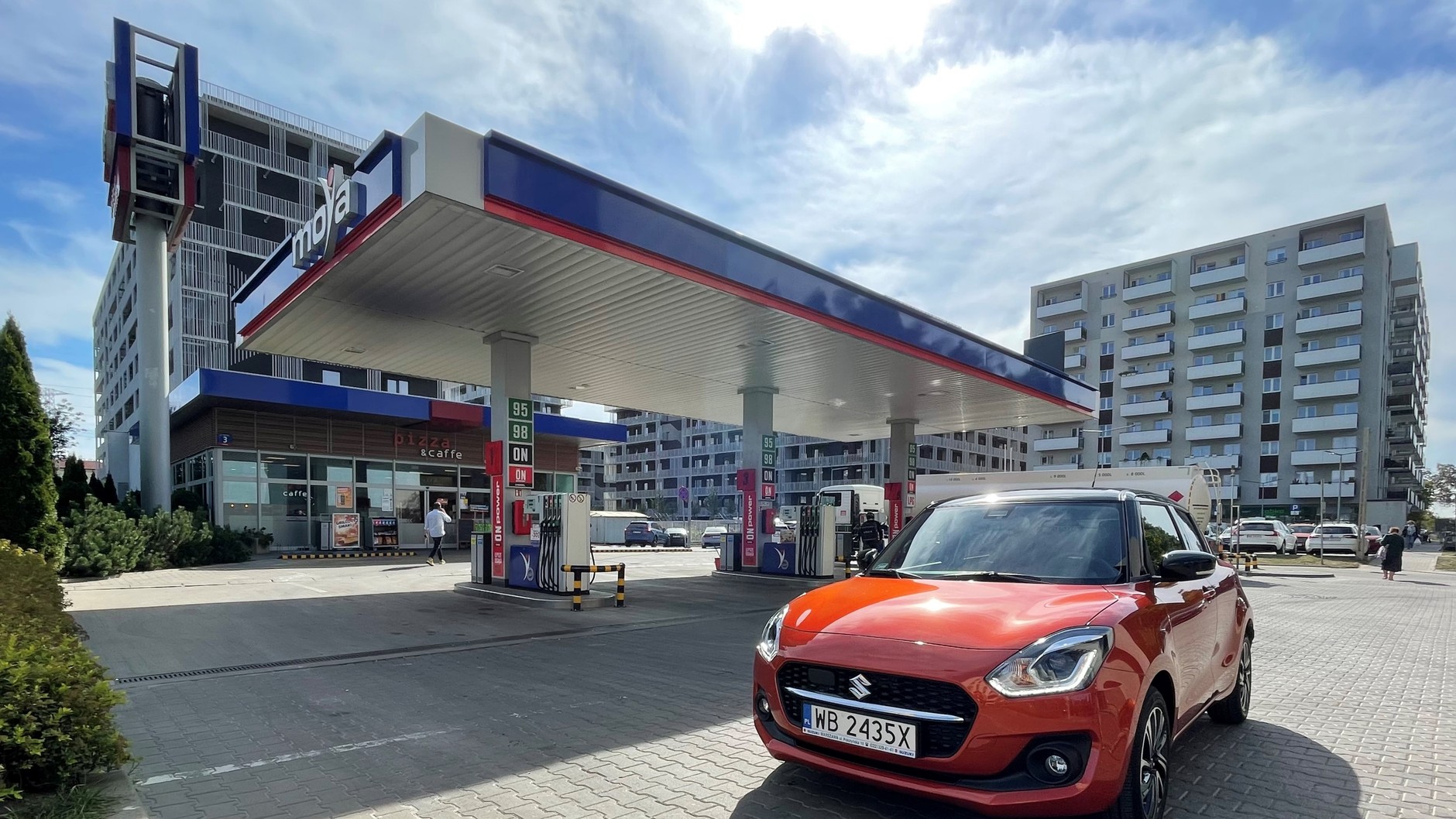 Kanapki na stacji Moya