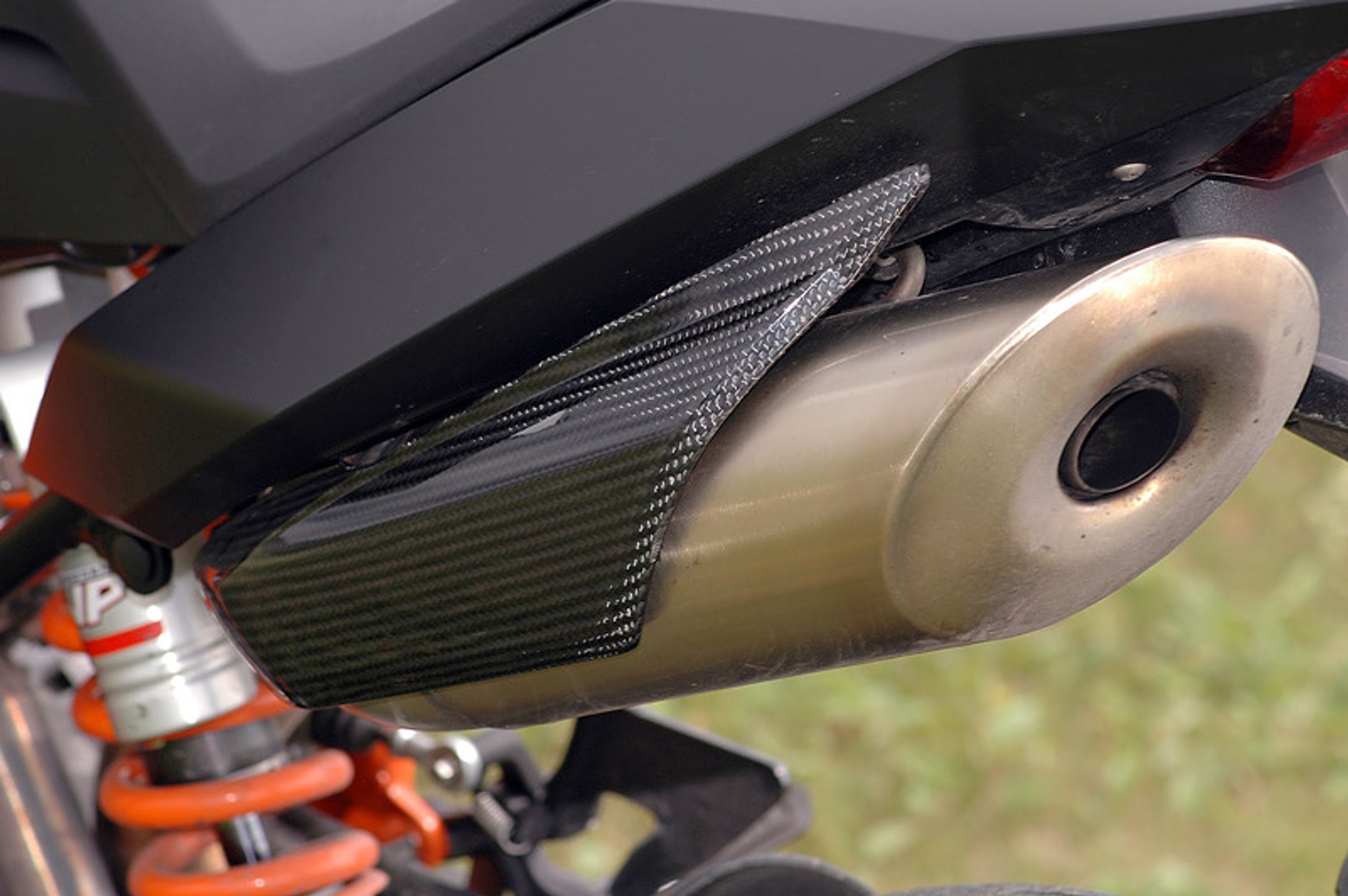 KTM 990 SuperDuke R: Ready to Race