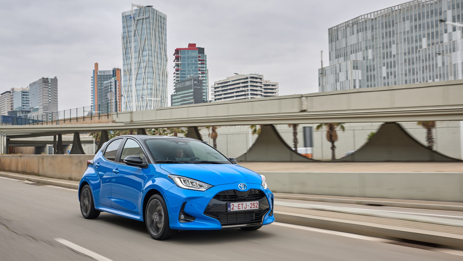 Toyota Yaris występuje tylko z układem hybrydowym. Ma 115 lub 130 KM