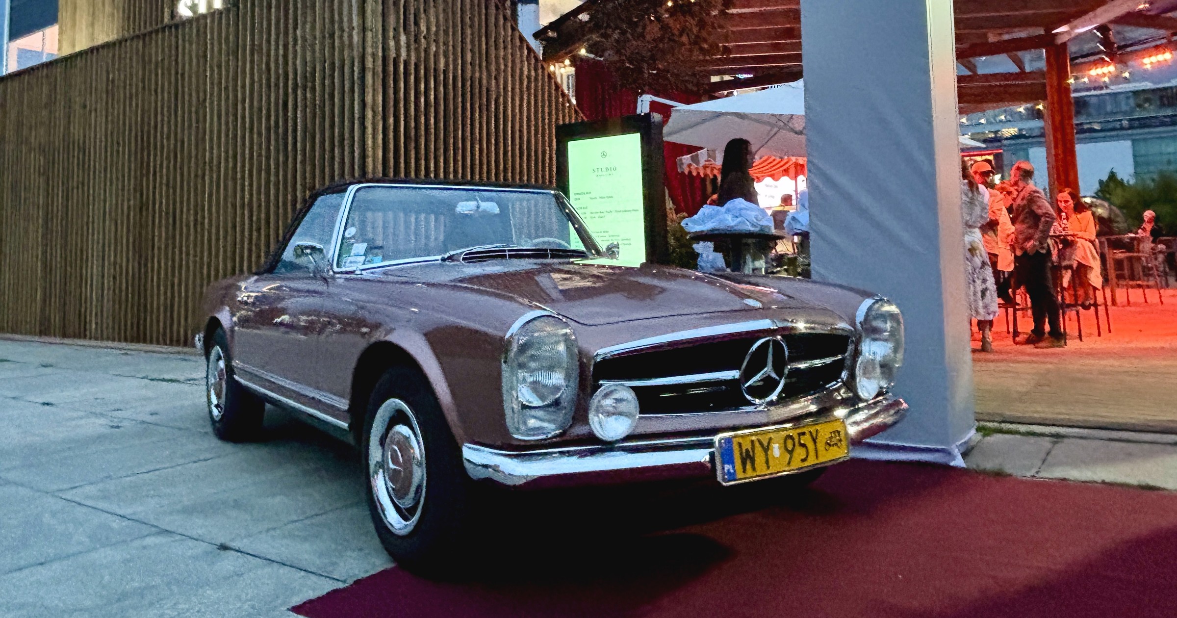 Mercedes-Benz Studio w Warszawie