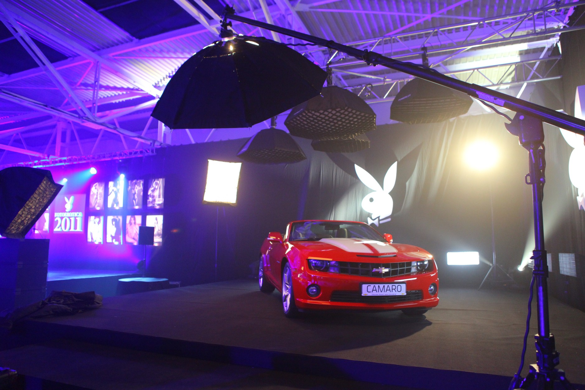 Chevrolet Camaro i piękne modelki