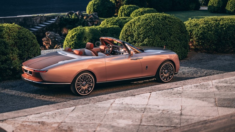 Drugi z serii zaledwie trzech Rolls-Royce'ów Boat Tail