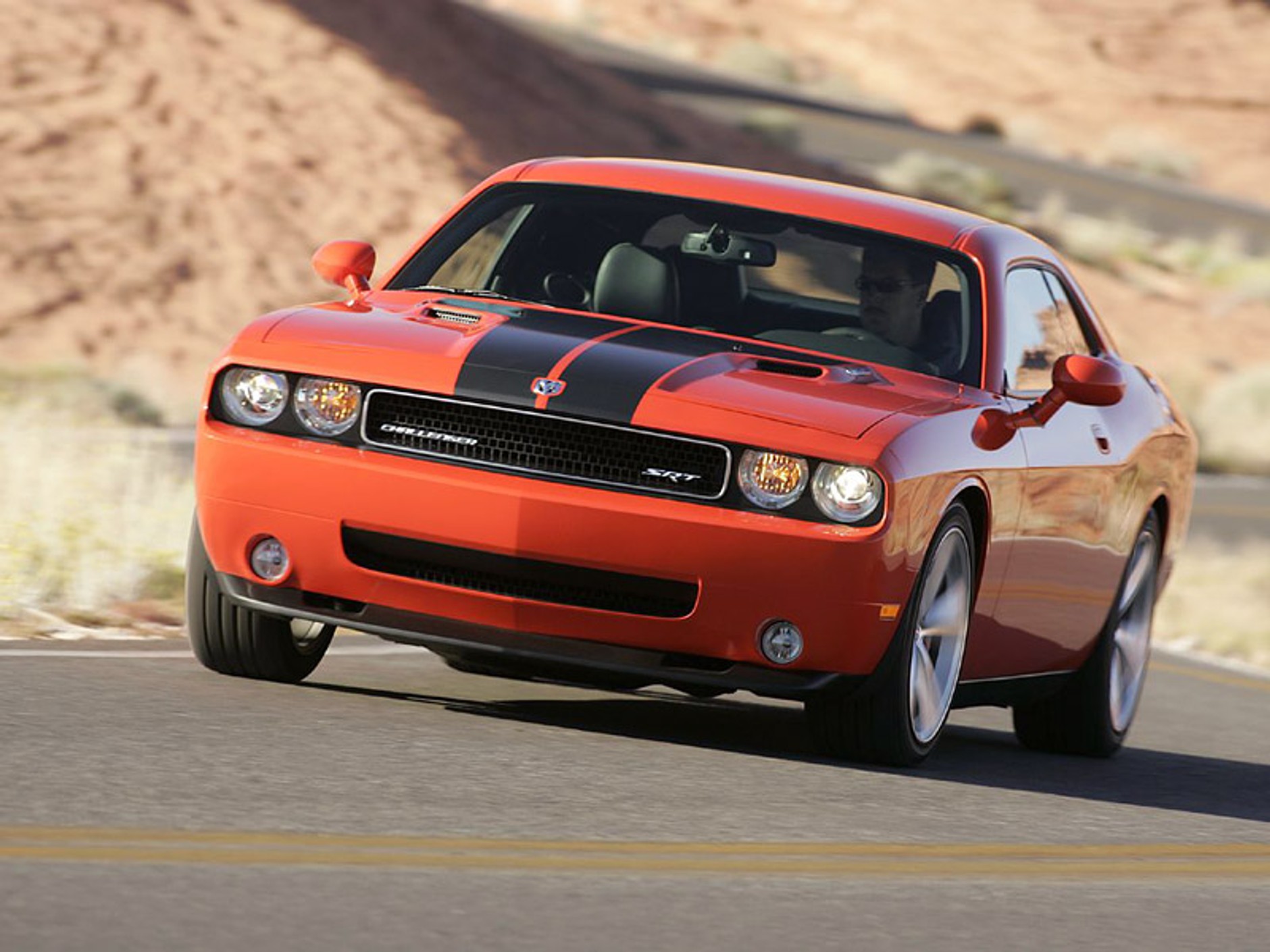 Chicago 2008: Dodge Challenger SRT8 w akcji (video)
