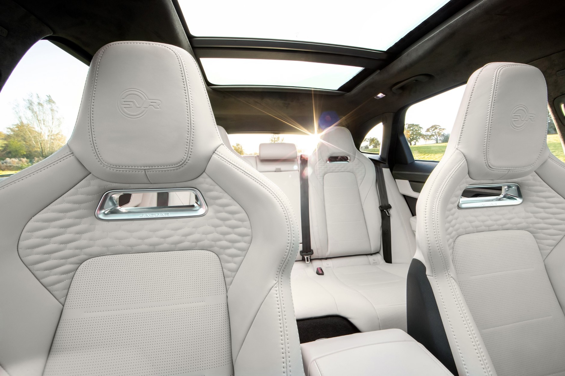 Jaguar F-Pace 2022