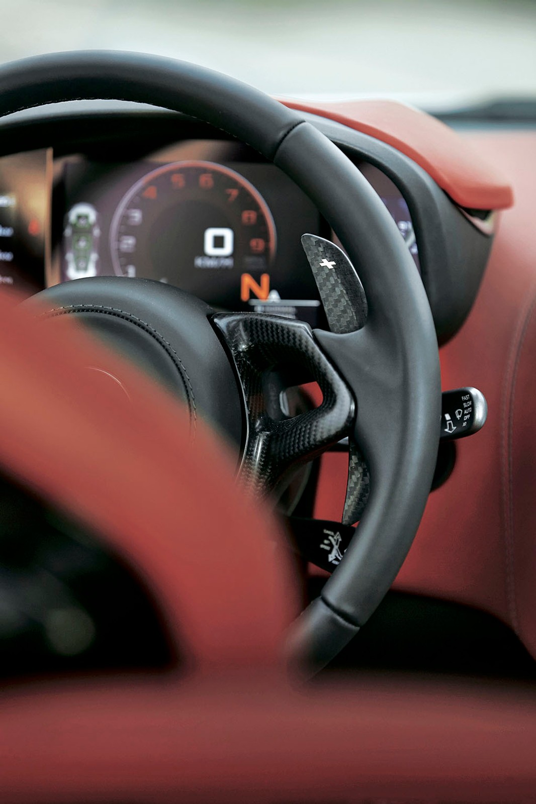 McLaren 570GT - oswojony dzikus