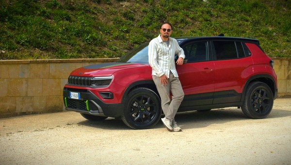 Czy Jeep Avenger 4xe zasługuje na miano prawdziwego Jeepa? Pierwszy test w terenie
