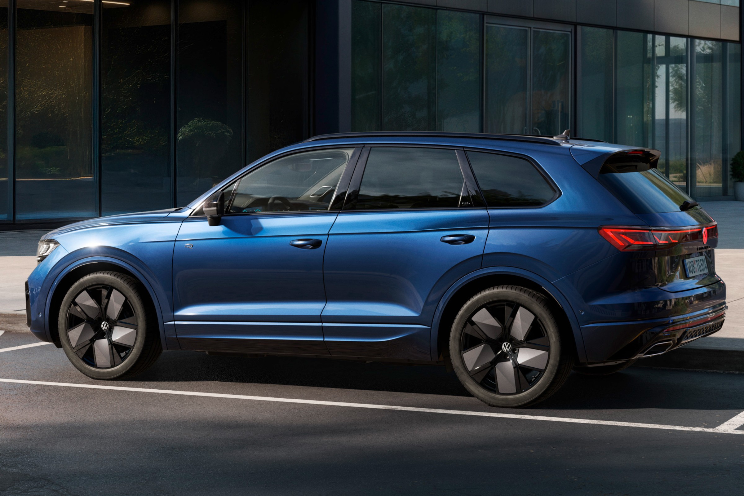 Volkswagen kończy produkcję Touarega. Nie mogło zabrząknąć wersji specjalnej