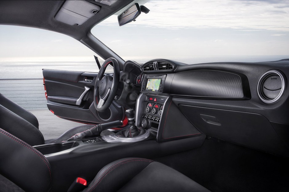 Subaru BRZ i Toyota GT-86: oto japońska perfekcja