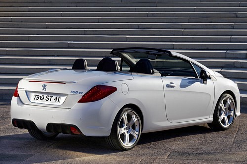 308 CC - najpiękniejsza wersja kompaktowego Peugeota