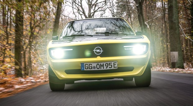 Opel Manta GSe ElektroMod - czy może być kultowy?