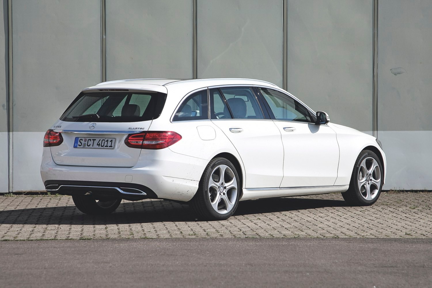 Nowy Mercedes klasy C w swojej najbardziej rodzinnej odmianie ma naprawdę ciekawy styl