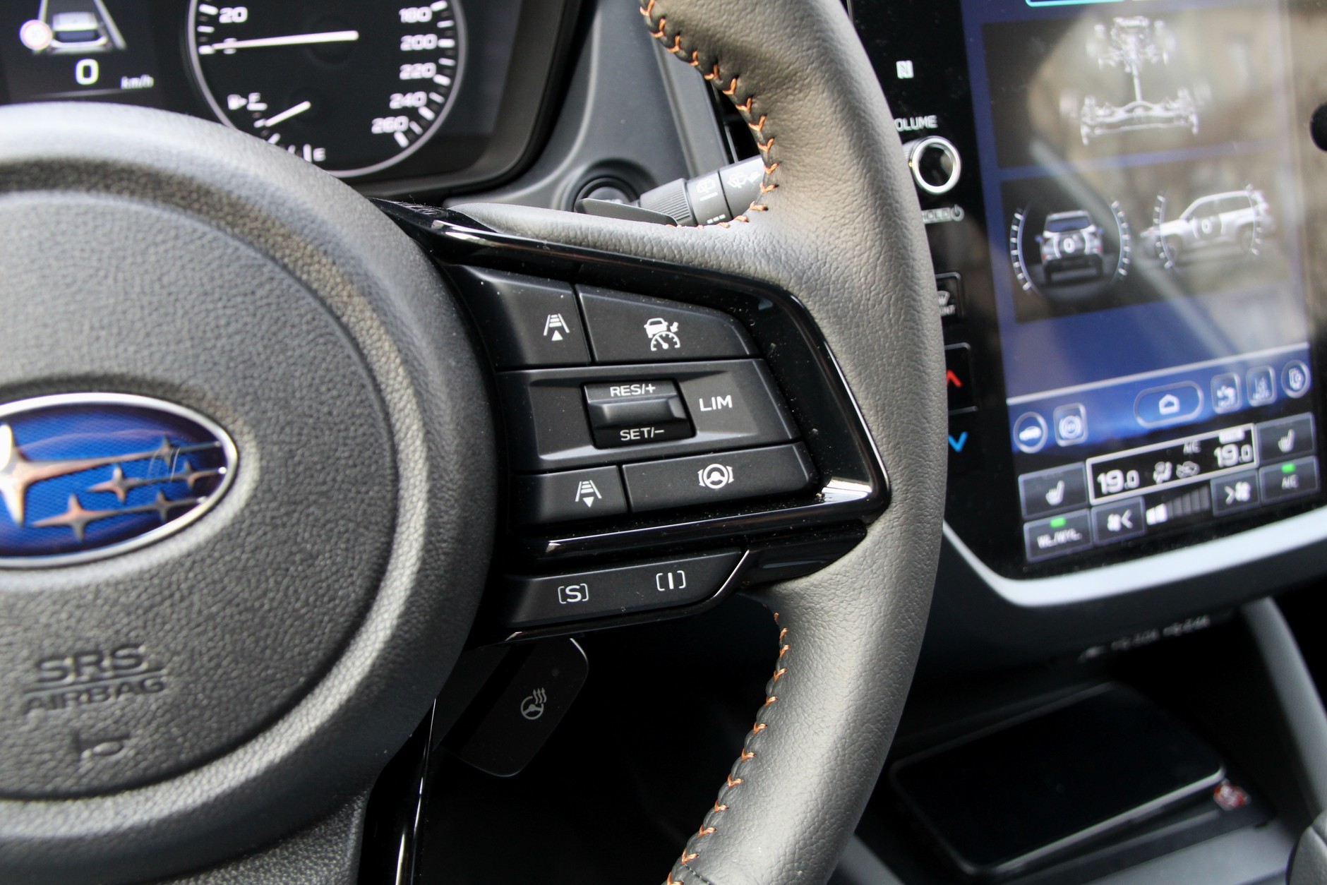 Subaru Forester 2.0 e-Boxer Platinum