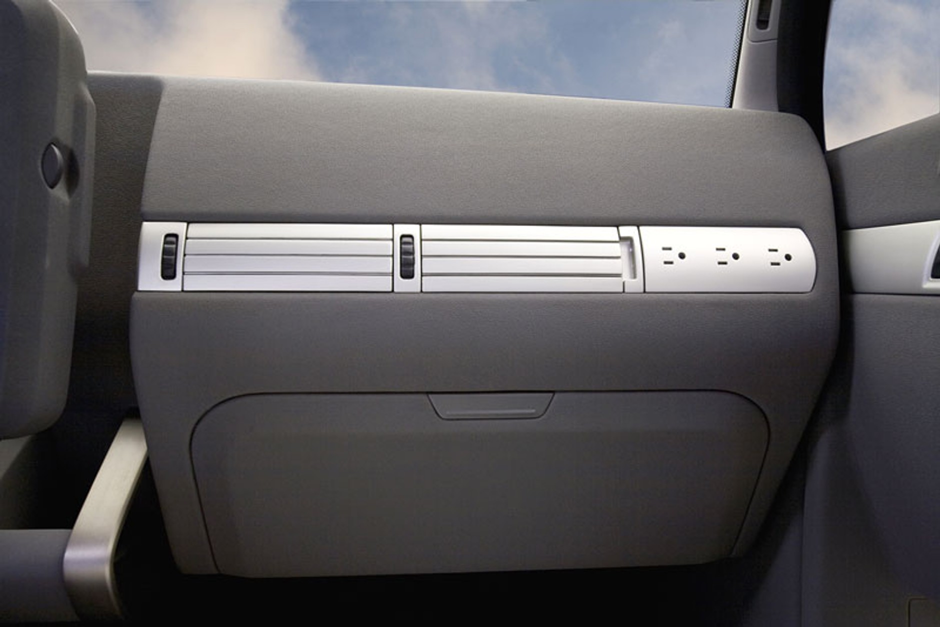 Nissan NV2500 Concept – nowe zdjęcia i bliższe informacje