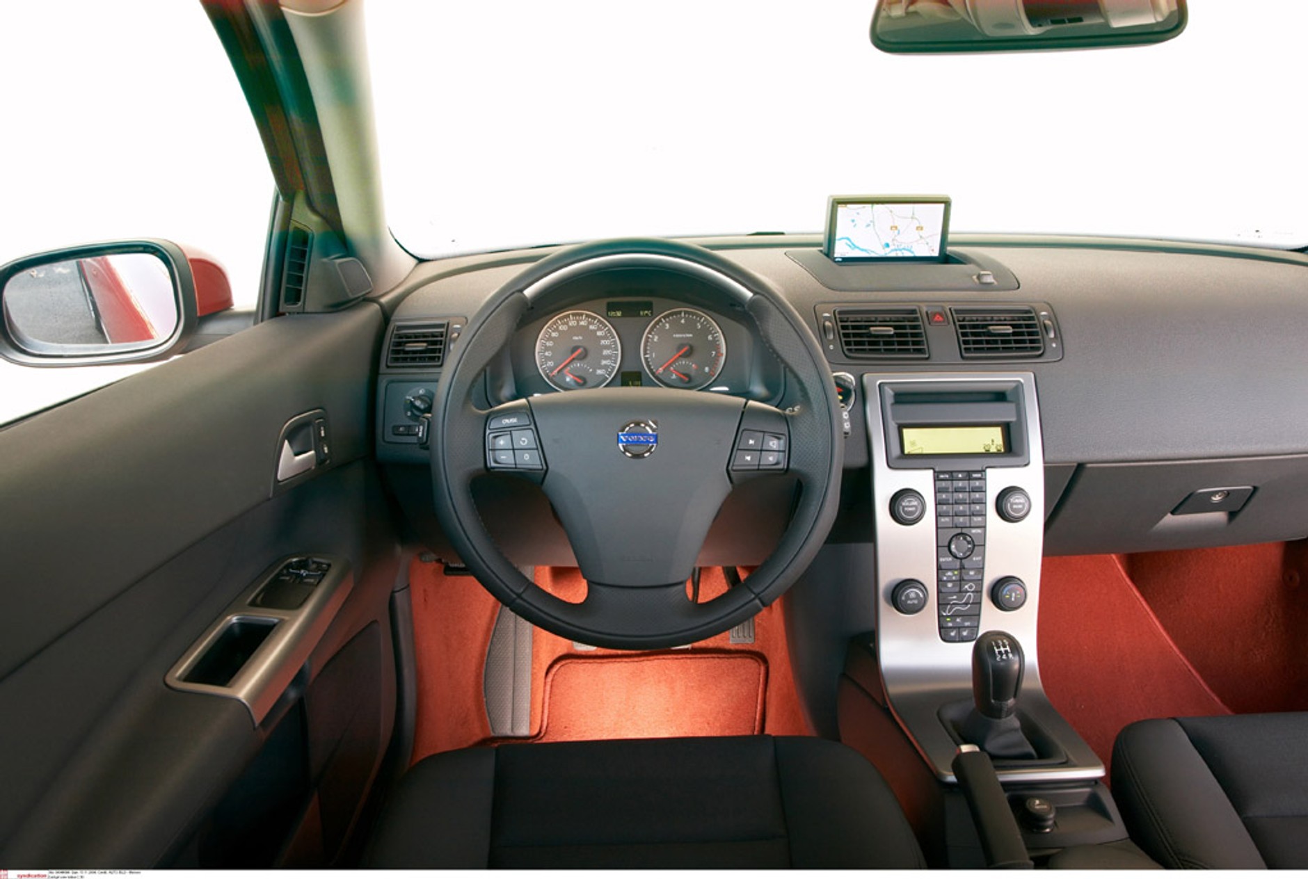 Volvo C30: indywidualista z kilkoma niedociągnięciami