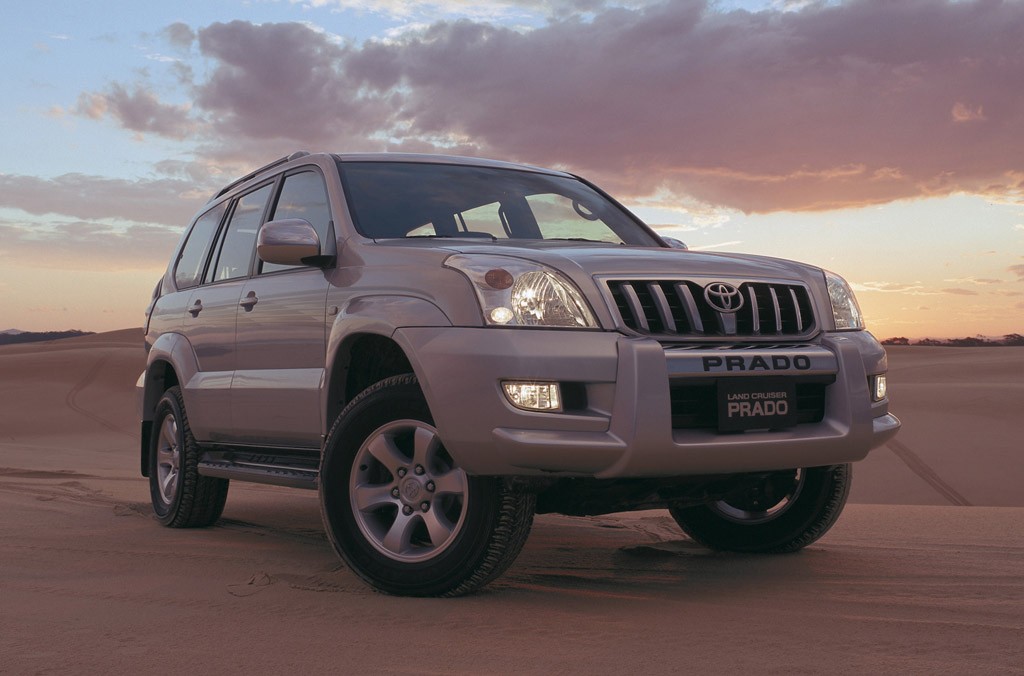 Czy Toyota Land Cruiser 120 ma same zalety?