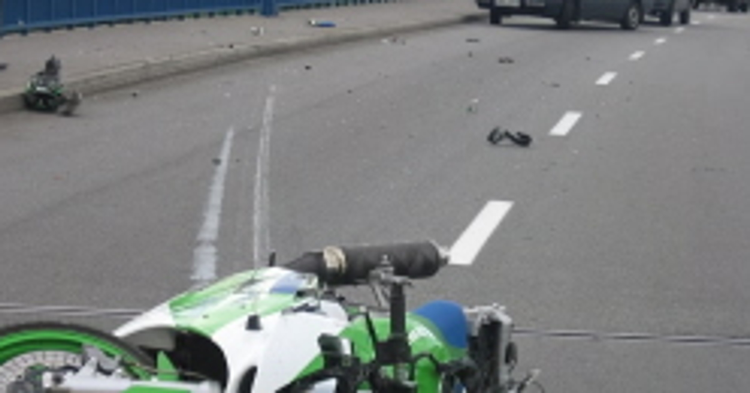 Popisywał się na motocyklu - leży w szpitalu