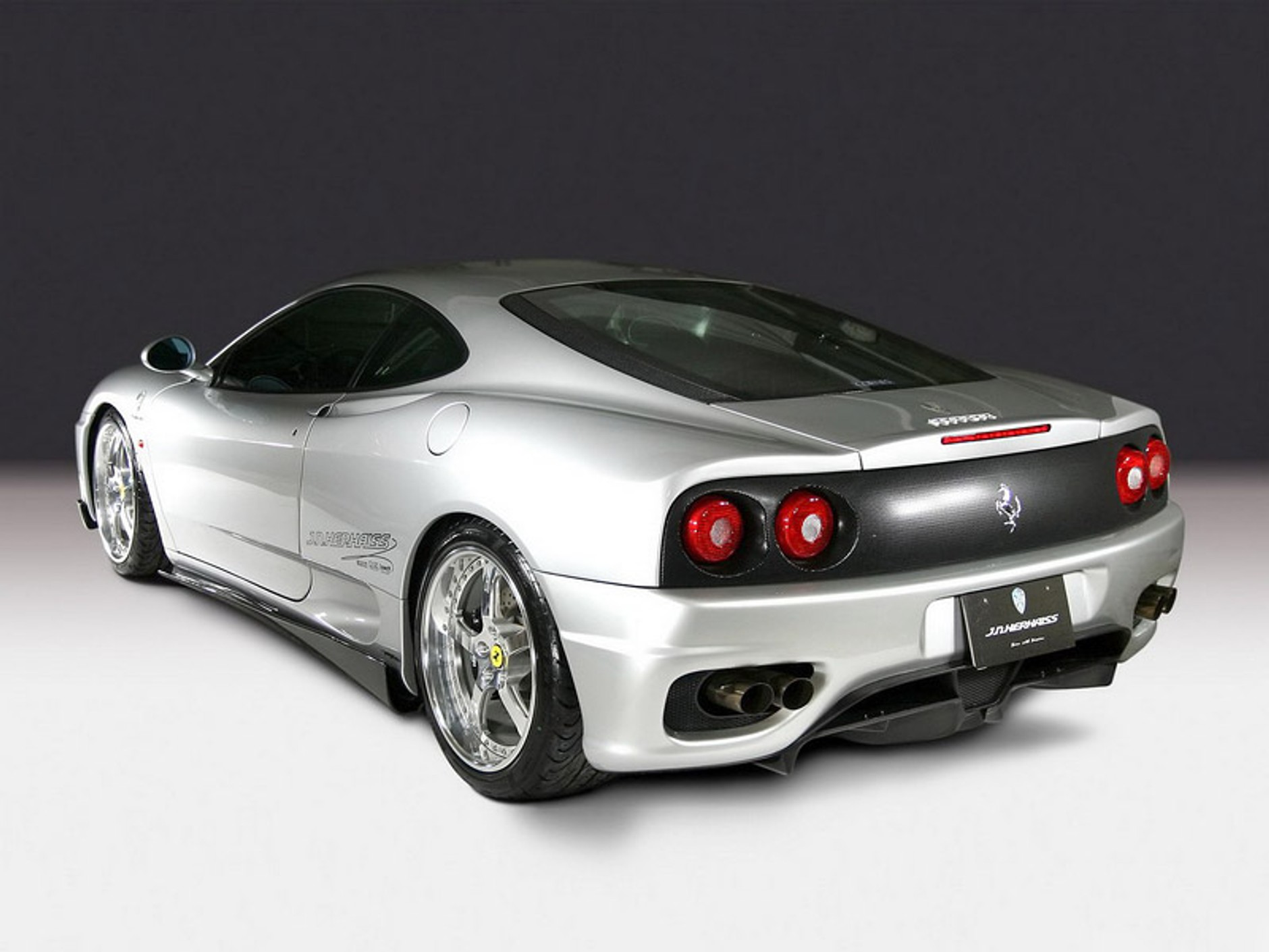 Ferrari 360 Modena firmy J. N. Hephaiss