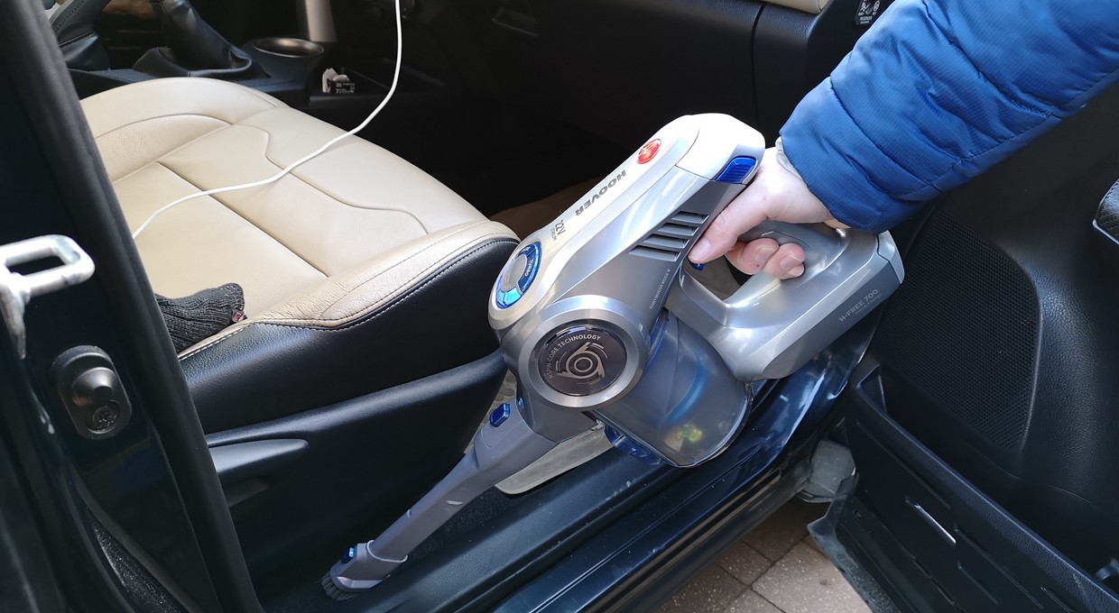 Test Hoover H-Free 700 - bezprzewodowe odkurzanie samochodu